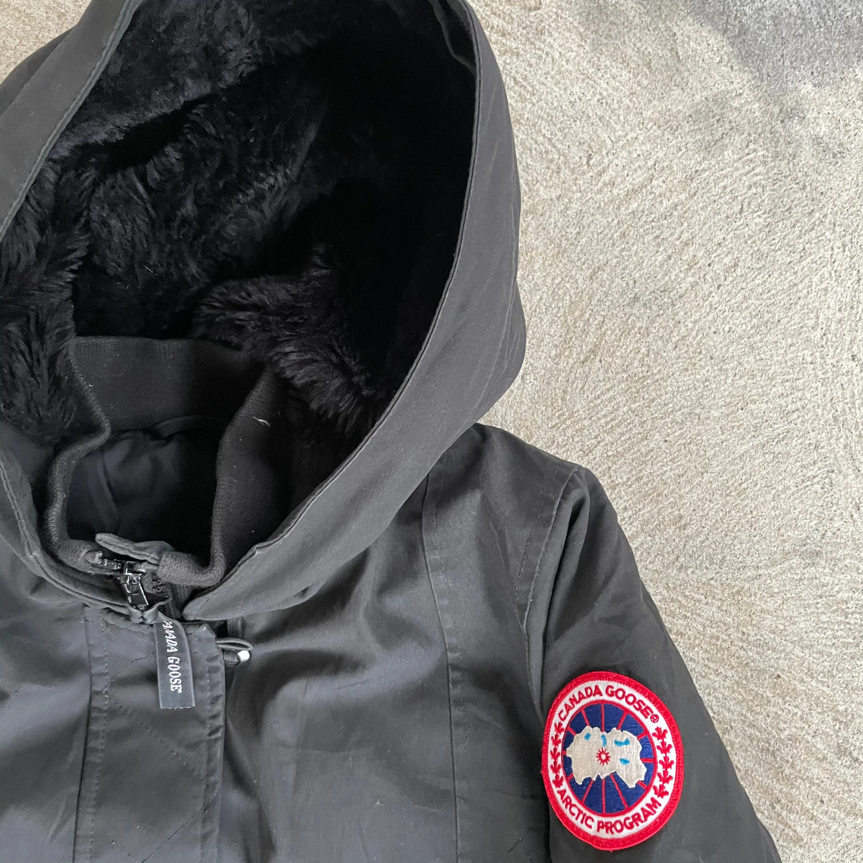 Canada Goose Kensington Puffer Jacket Size S