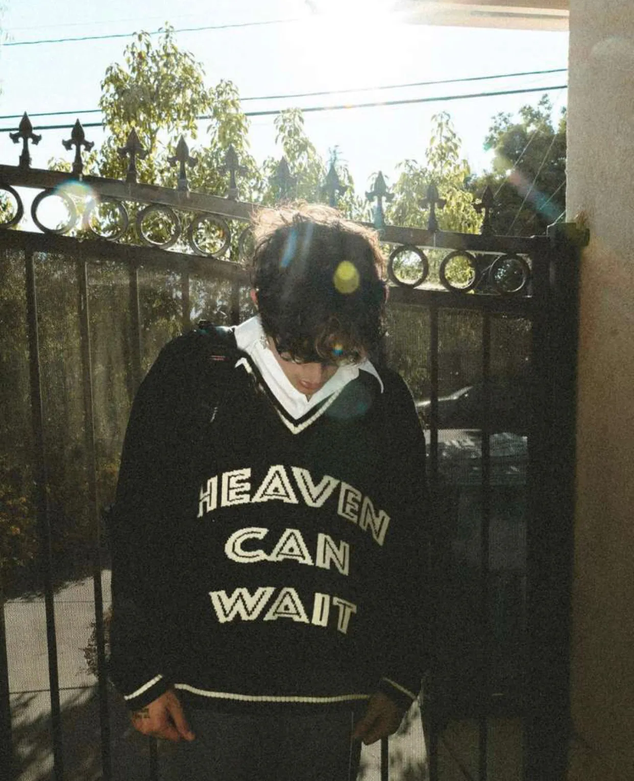 HEAVEN CAN WAIT PULLOVER SWEATSHIRT - BLACK