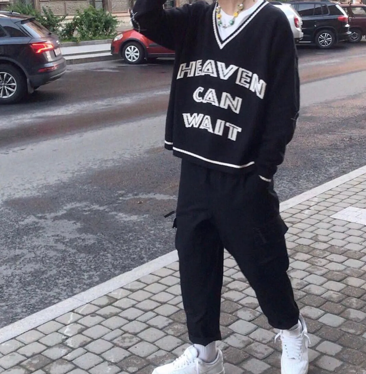 HEAVEN CAN WAIT PULLOVER SWEATSHIRT - BLACK