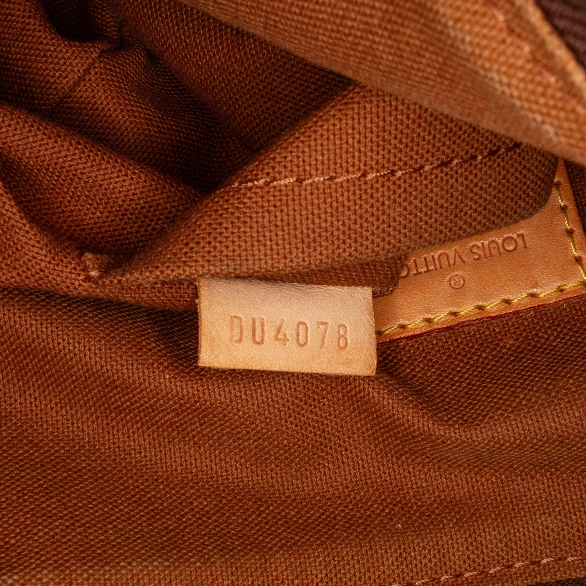 Louis Vuitton Monogram Odeon GM (SHG-MksxeE)
