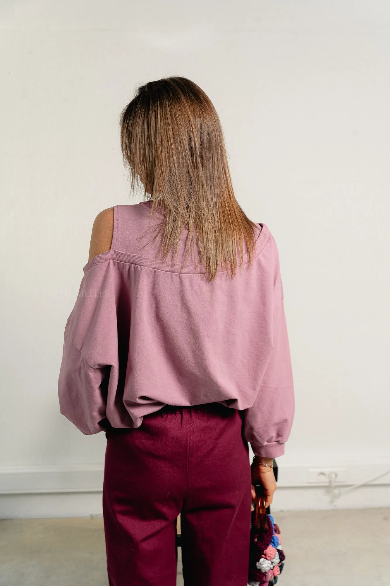 Luna off shoulder sweatshirt old rose